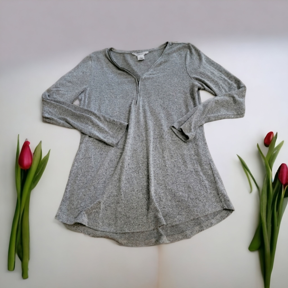 Workshop Republic Clothing Heather Gray Long Sleeve V-Neck Top